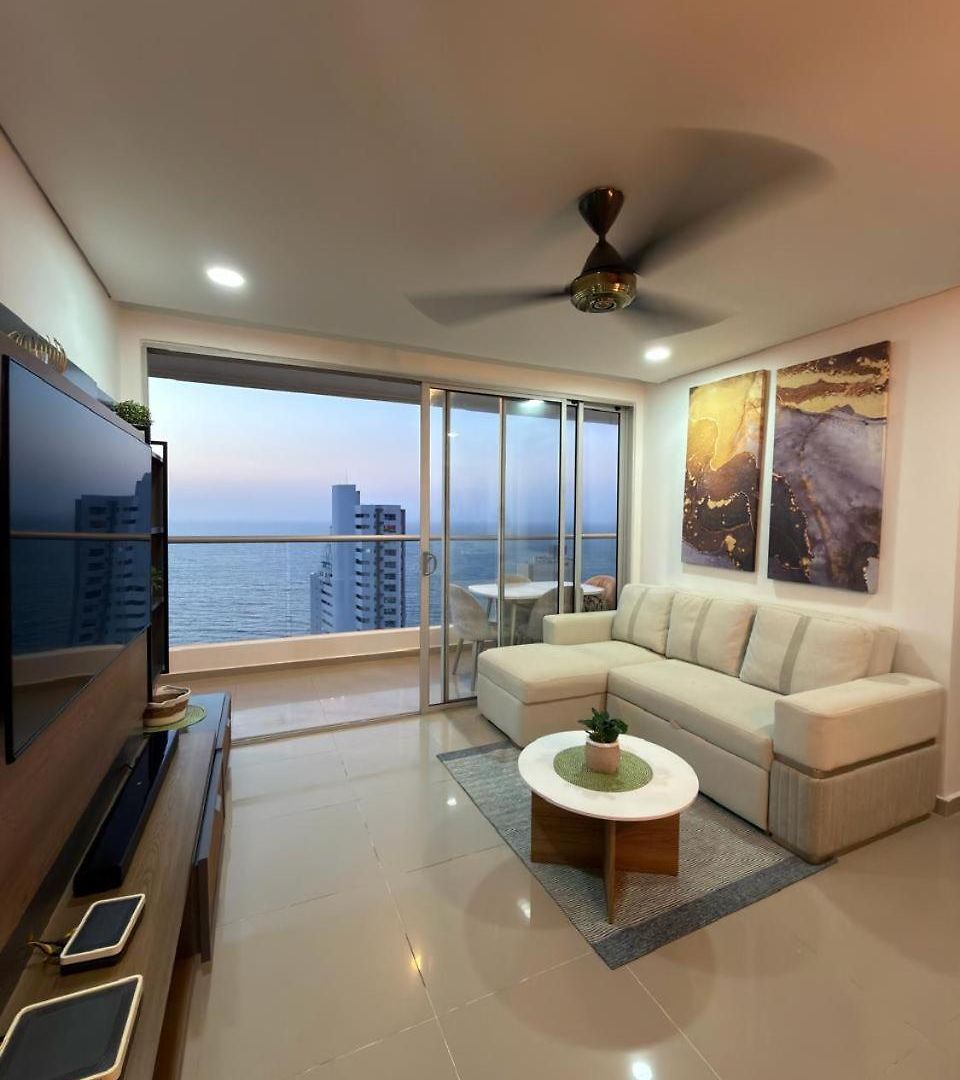 Amplio Y Lujoso - Vista Al Mar Y Cerca Al Centro Piso Alto Apartamento Cartagena