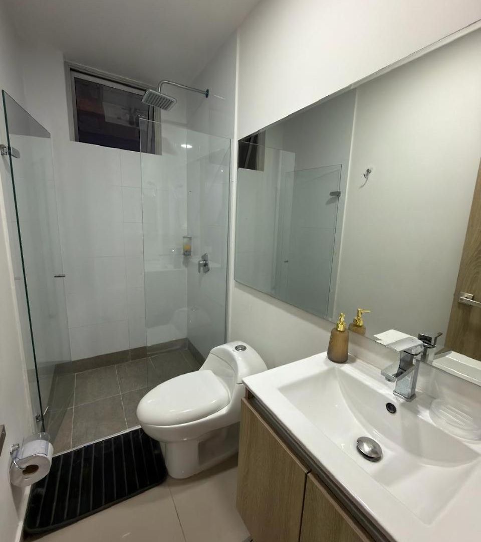 Amplio Y Lujoso - Vista Al Mar Y Cerca Al Centro Piso Alto Apartamento