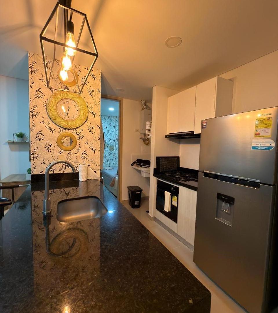 Amplio Y Lujoso - Vista Al Mar Y Cerca Al Centro Piso Alto Apartamento Cartagena