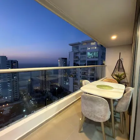 Amplio Y Lujoso - Vista Al Mar Y Cerca Al Centro Piso Alto Apartamento Cartagena