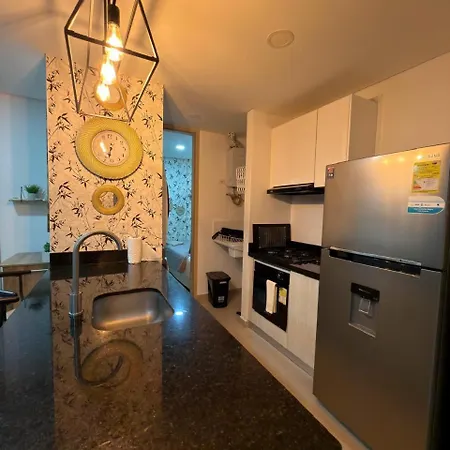 Amplio Y Lujoso - Vista Al Mar Y Cerca Al Centro Piso Alto Apartamento Cartagena